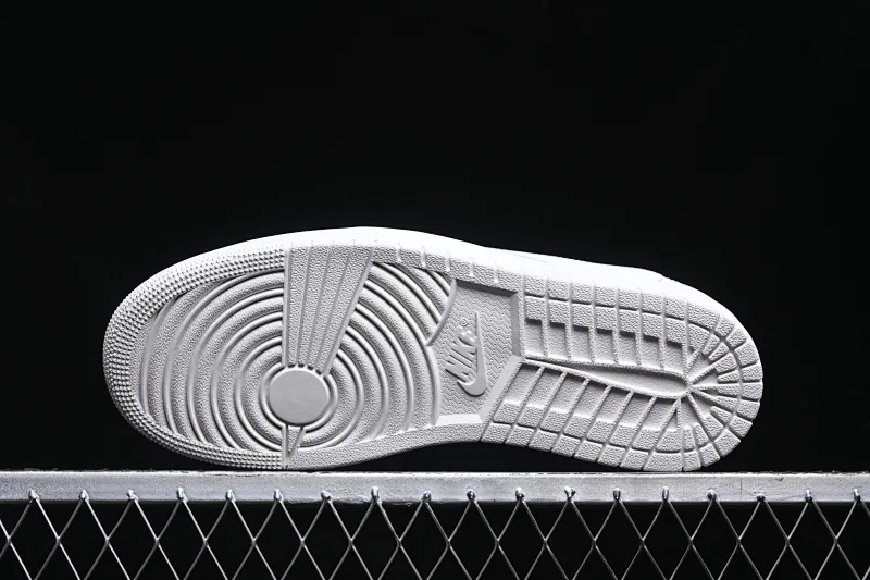 All categories Air Jordan Jordan series basketball shoes Air Jordan 1 Low Pure original Travis Scott x Air Jordan Low OG SP AJ1 Joe 1 TS joint barb low-top family and friends limited pure white TD1228-111